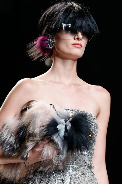 Look 90